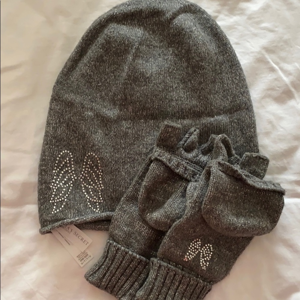 Victoria Secret Hat & Mittens Set